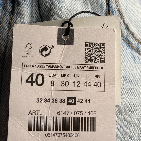 NWT. Zara Z1975 Snow Wash High Rise Frayed Ripped Denim Shorts. Size 8. - Picture 8 of 10